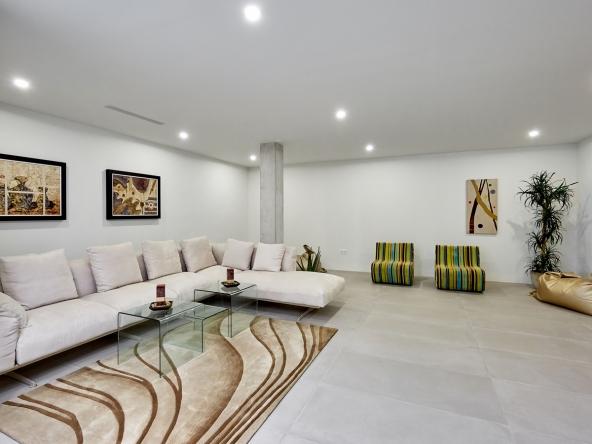 Villa Alpha | MiraMar | Sierra Cortina