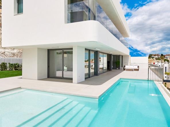 Villa Alpha | MiraMar | Sierra Cortina