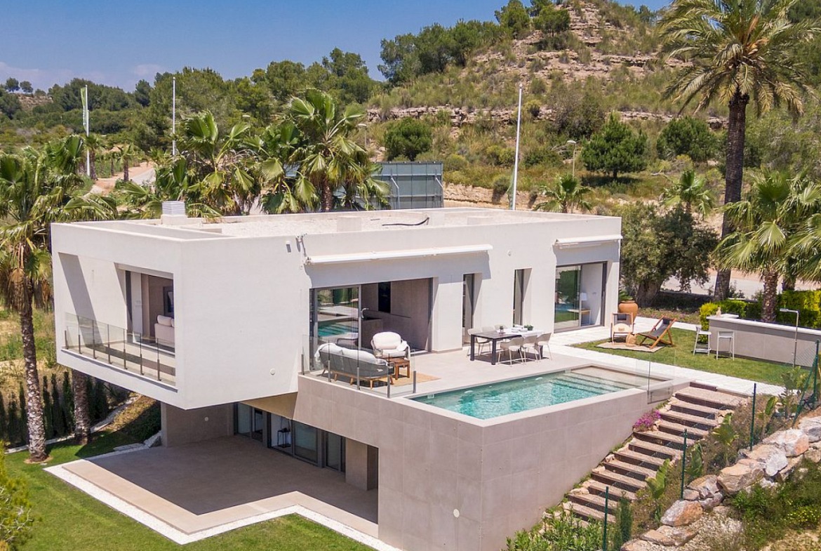 Luxury Lima Villas at Las Colinas Golf Resort with scenic views and amenities.