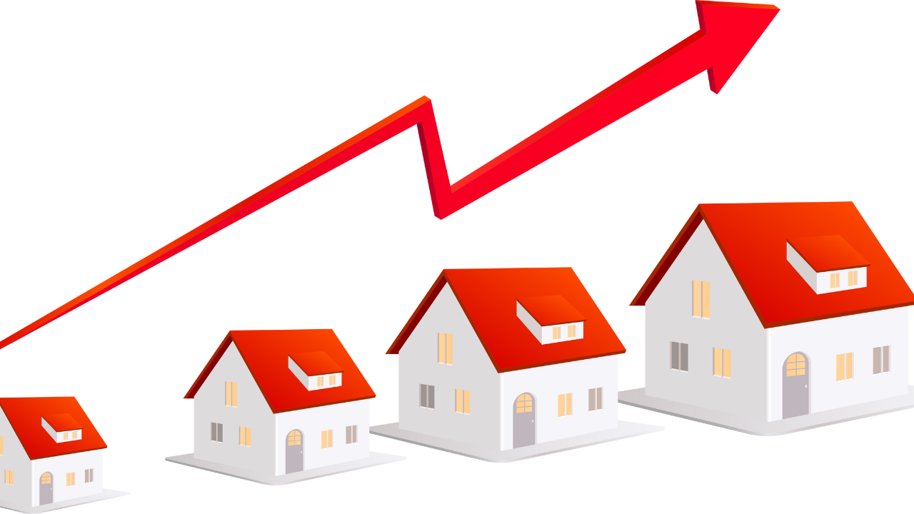 Golf course homes maintain value, making them excellent for investment.Golf course homes maintain value, making them excellent for investment.