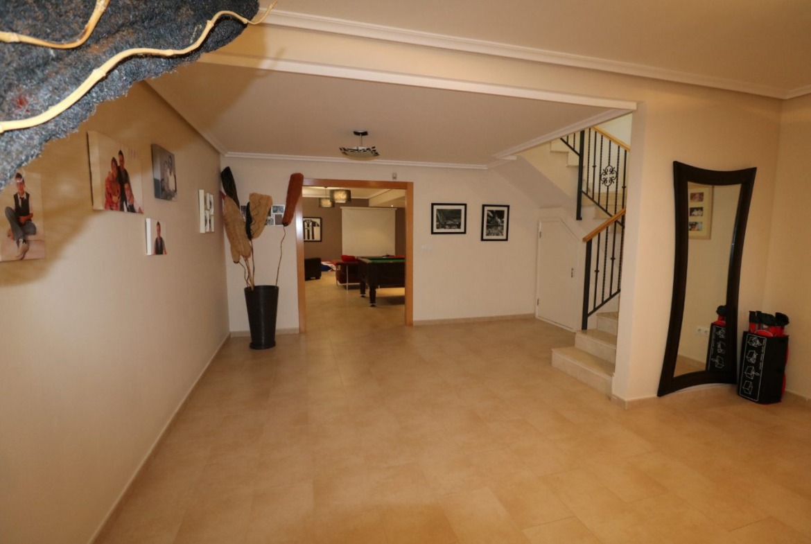 Alenda Golf frontline villa