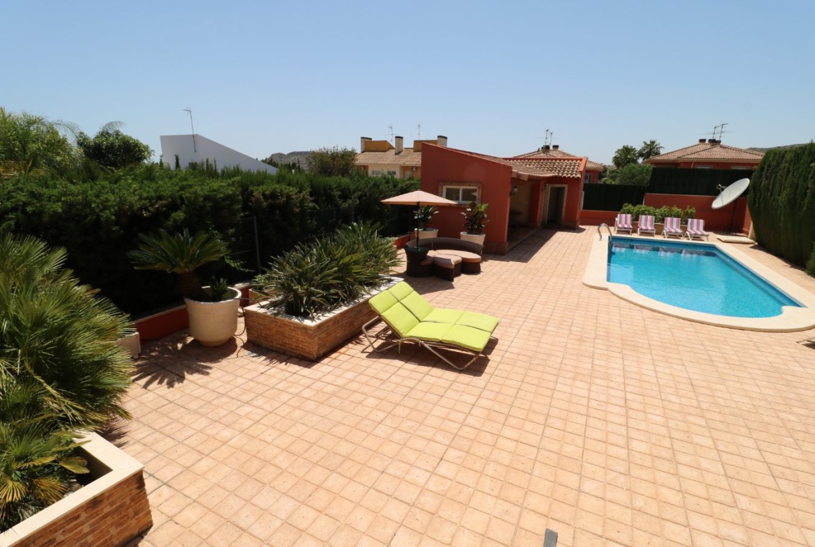 Alenda Golf frontline villa