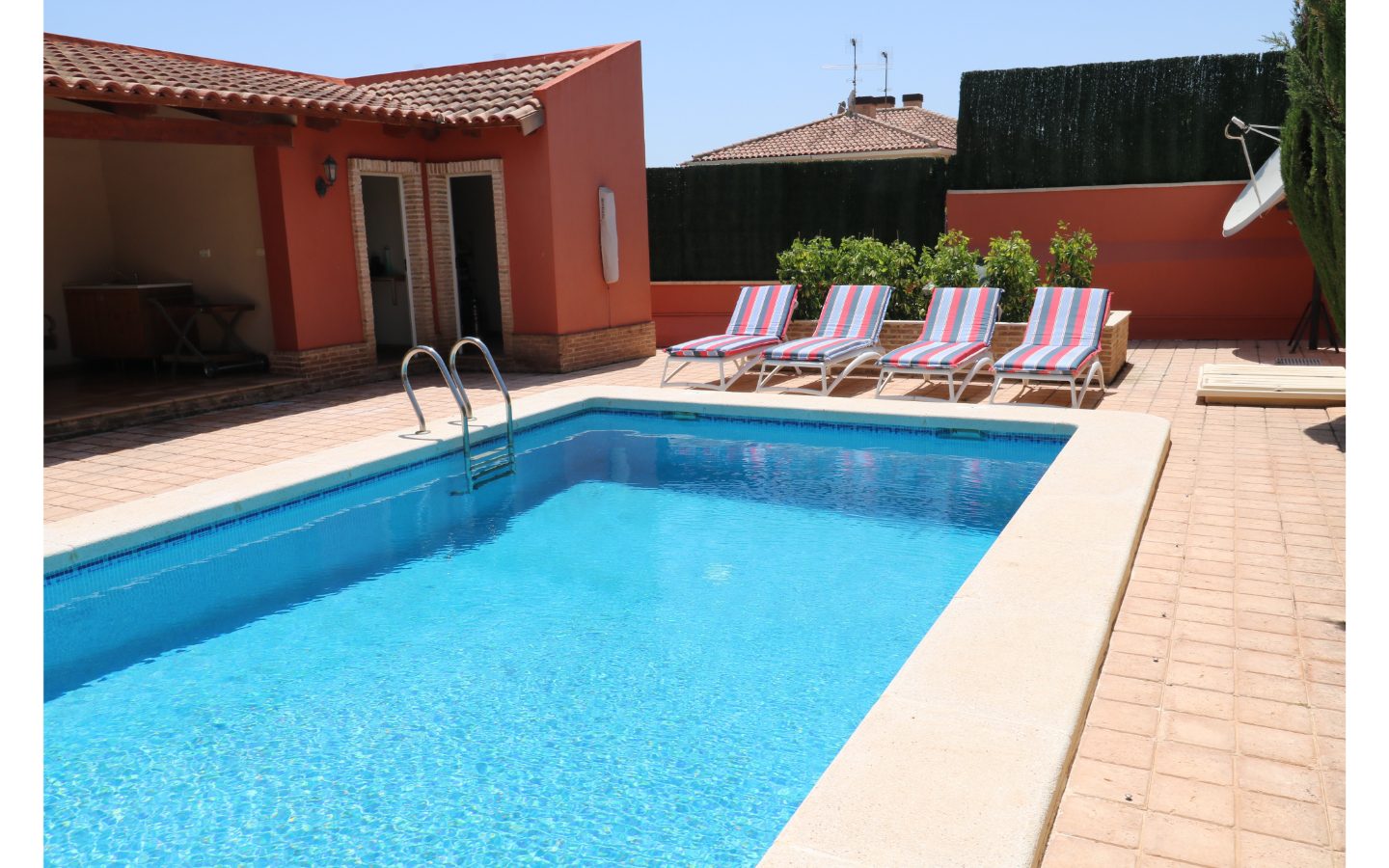 Alenda Golf frontline villa