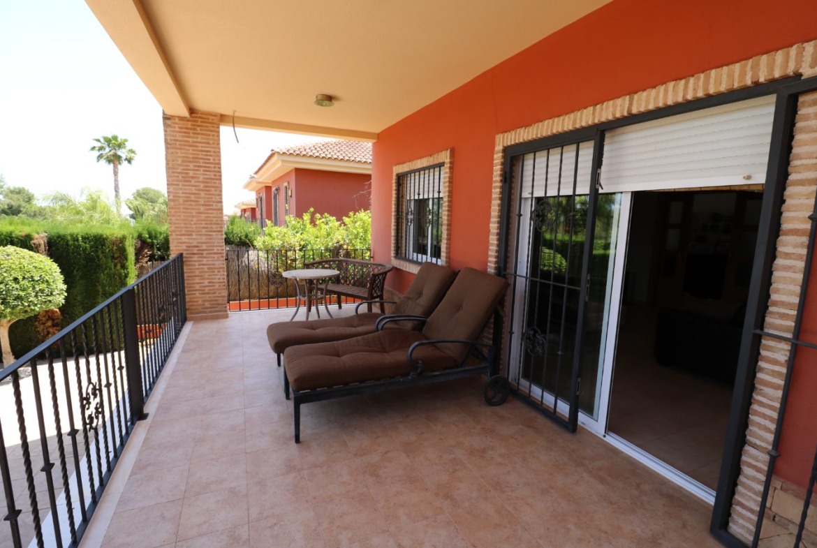 Alenda Golf frontline villa